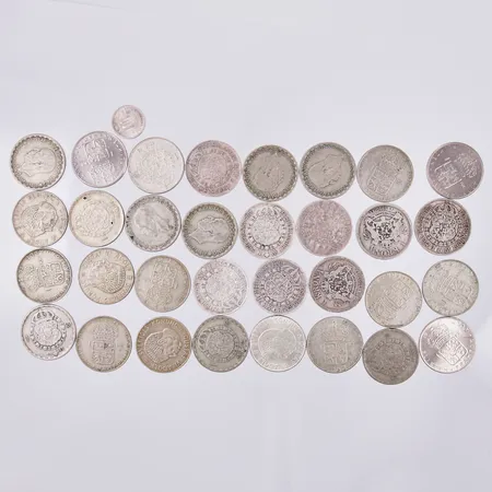 Svenska mynt, 25 mynt i 400/1000 silver, 8 mynt i 800/1000 silver, Bruttovikt 227,7g 
