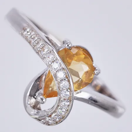Ring med stenar, stl: ca 17½, bredd: ca 2,5-11mm, 925/1000 silver  Vikt: 2,7 g