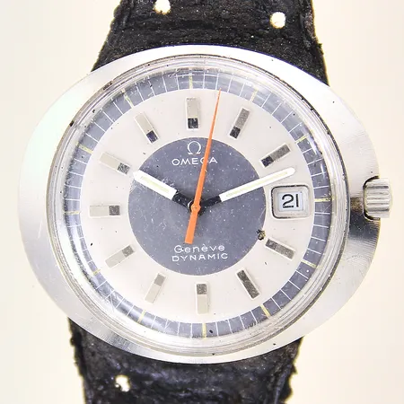 Herrur Omega Dynamic tool 107, automatisk, repigt plexiglas, datum, lös minutvisare, originalspänne, kraftigt slitage på armband, servicebehov, inga tillbehör Vikt: 0 g