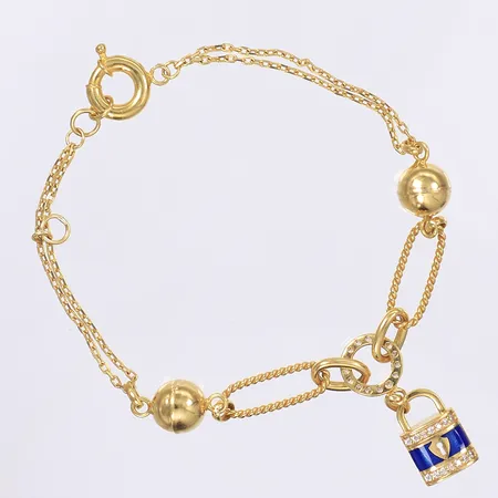 Armband med vita stenar och emaljdetaljer, 18cm, bredd 1-8mm, hängande del ca 26mm, 21K Vikt: 8,6 g