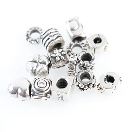 Berlocker Pandora, 14st, silver Vikt: 37,1 g