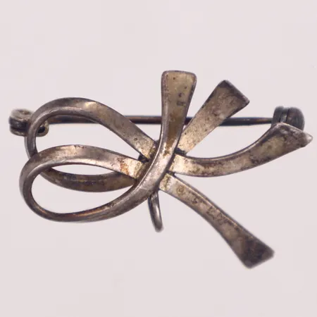 Hänge/brosch, längd 18mm, bredd 34mm, silver  Vikt: 3,4 g