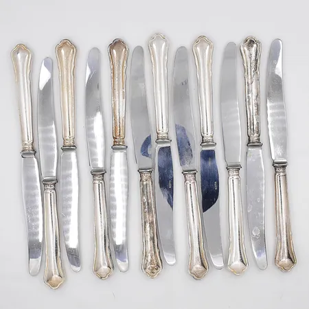 12 Matknivar, modell Chippendale, längd 20cm, bruksskick, schatull, silver 830/1000, bruttovikt 657,4g Vikt: 657,4 g