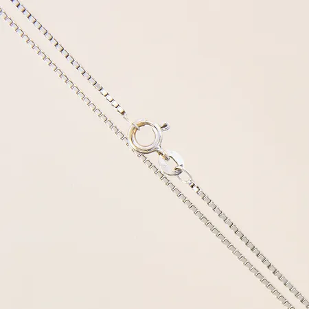 Kedja Venezia, längd 38,5cm, bredd 1mm, vitguld, 18K  Vikt: 3,8 g