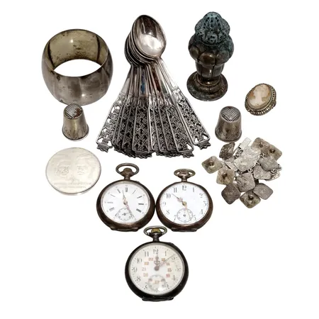 Parti silver, 830-925/1000, bruttovikt Vikt: 348 g