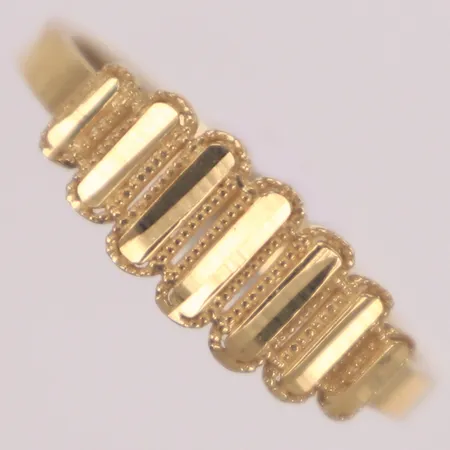 Ring, stl 17¾, bredd 6,6mm, 18K Vikt: 2 g