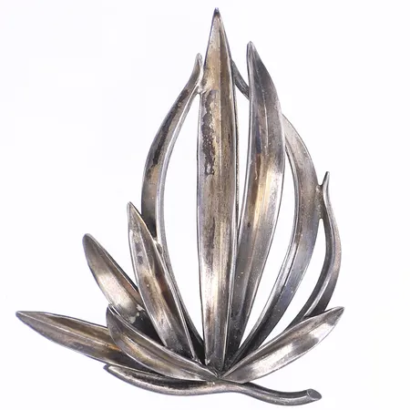 Brosch, Gertrud Engel för A. Michelsen Aktiebolag, Stockholm, 1953, 57x50mm, silver 925/1000 Vikt: 14,3 g