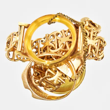 Diverse guld, defekter, 18K Vikt: 15,4 g