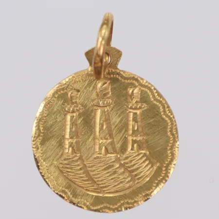 Hänge, längd 25mm, bredd 17mm, 18K Vikt: 1,5 g