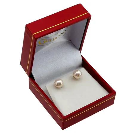 Örhängen, 18K guld, odlade Pärlor Ø 7 mm, lätt cremerosa ton, mycket god lyster, originalploppar med tillverkarstämpel GHA (Guldfynd), mycket fint skick, sparsamt använda, originalask Vikt: 1,5 g