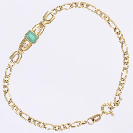 Armband med diamanter 2x ca 0,02ct samt grön sten troligen smaragd ca 5,2x3,7x2,7mm, 18,5cm, bredd 3-6mm, Italienska stämplar 62AR  Oreficeria Aretina di Tavanti, Arezzo verksam 1966-1671, smärre slitage, 18K Vikt: 4 g