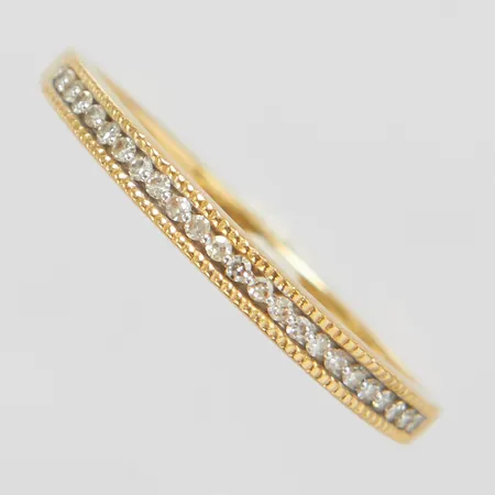 Ring, diamanter 23 x ca 0,005ct, stl 16½, bredd 1-2mm, GHA, 18K Vikt: 1,3 g