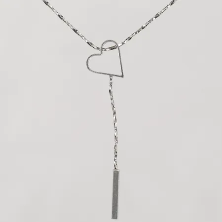Collier med hjärta, Italienska stämplar, längd 42cm, bredd 1mm, silver.   Vikt: 7,1 g