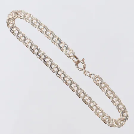 Armband Bismarck, längd 19,5cm, bredd 5mm, silver 830/1000.  Vikt: 7 g