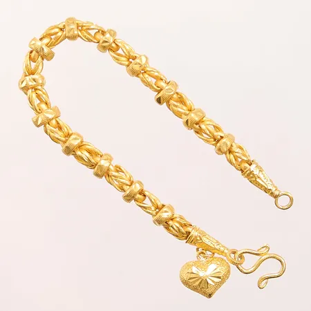 Armband, 17cm, bredd: 6,5mm, integrerad berlock, Thaiguld, 1 Baht, 23K, 15,2g.