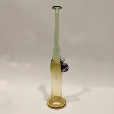 Vas, Kosta Boda, "Windpipe", Artist collection, Bertil Vallien, numrerad 48177, höjd 44cm Skickas med postpaket.