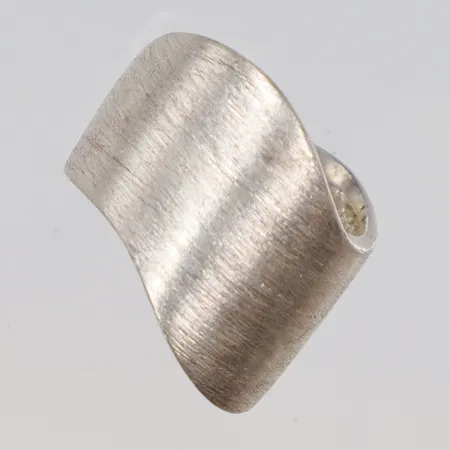 Ring mönstrad stl 16¼ bredd 6-19mm, Italien, silver 925/1000 Vikt: 5,6 g