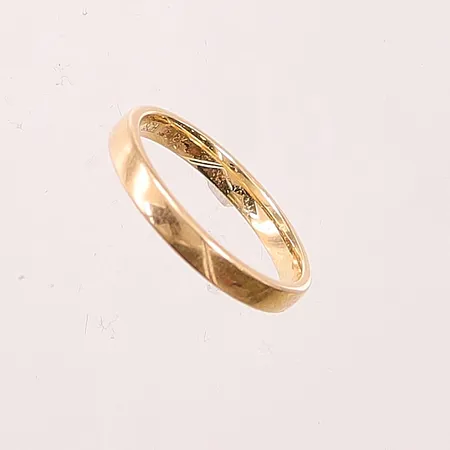Ring, slät, Ø18½, bredd: 3,1mm, 18K, 3,8g.