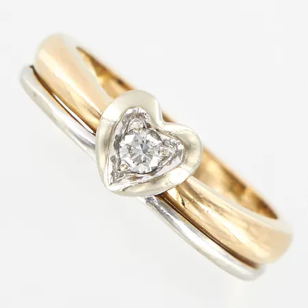 Ring med diamant ca 0,07ct, stl 17¼, bredd 6mm, gul/vitguld, 18K Vikt: 4,4 g