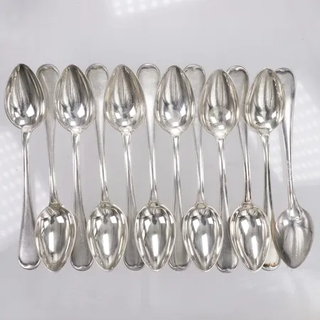 12 teskedar, modell Svensk rund, 12,5cm, 830/1000 silver Vikt: 215,4 g