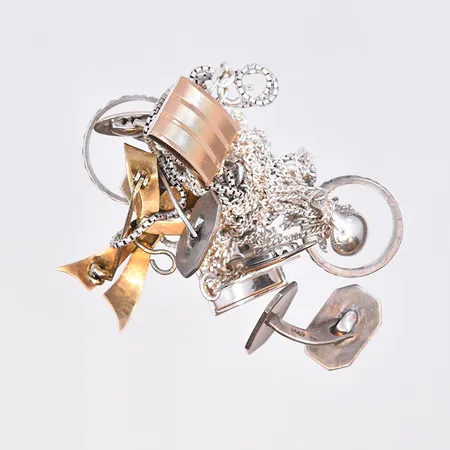 Diverse silver, silver 830/1000. Vikt: 47,7 g