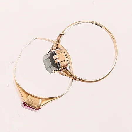 Diverse guld, stenar/defekter, 18K, 4,4g.