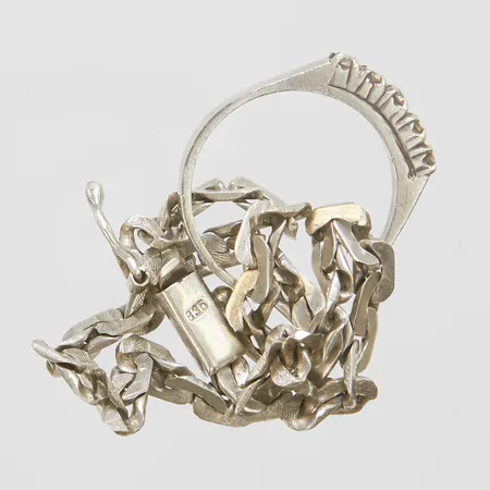 Diverse silver, defekta, 835/1000 silver Vikt: 8,4 g
