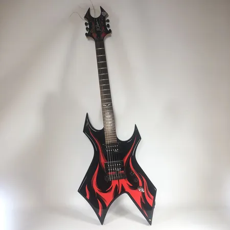 Elgitarr BC Rich, Kerry King Signature Warlock, Made in China, 2 telekablar, repig, stötskada, defekt fodral  Skickas med Bussgods eller PostNord