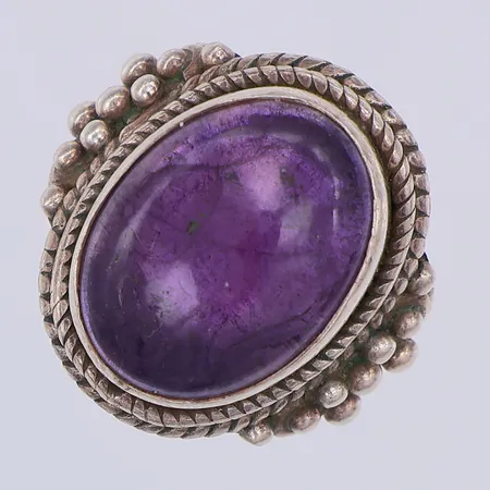 Ring, ametist, stl 17, 925/1000 silver Vikt: 8,8 g