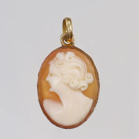 Hänge med camé 14x24mm 18K Vikt: 1,4 g