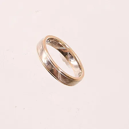 Ring, Ø15, gravyr, 18K, 3,8g.