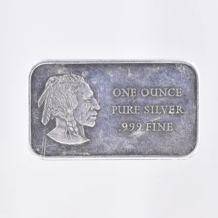 Silvertacka, längd 50 mm, bredd 29 mm, silver 999/1000. Vikt: 31 g
