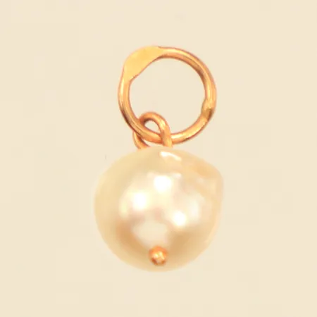 Hänge med pärla ca 12mm, bredd ca 6,1mm, 18K Vikt: 0,5 g
