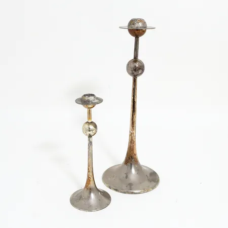 Ljusstakar i metall, Saturnus Gense, höjd: 21/34cm, bredd: 8,0/12,5cm, slitage