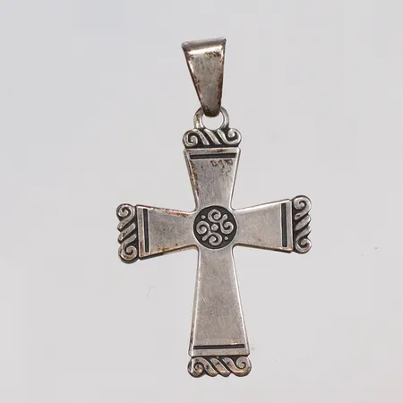 Hänge kors, 40x22mm inklusive hängöglan, silver 830/1000 Vikt: 3,4 g