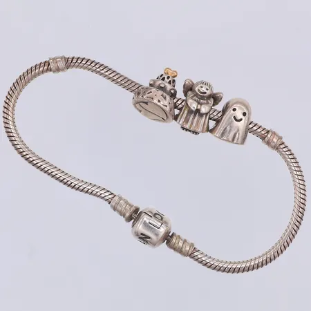 Armband, Pandora, 18CM, 3 berlocker, 925/1000 silver Vikt: 25,6 g