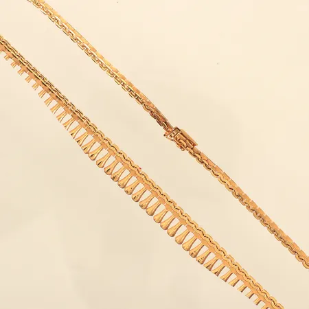 Collier, längd 42,5cm, bredd 3,7-10mm, 18K  Vikt: 22,3 g