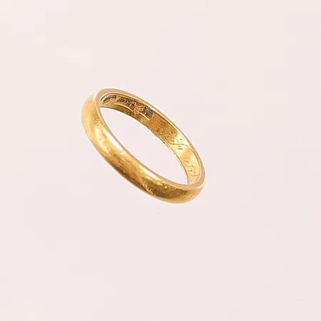 Ring, slät, Ø16¼, bredd: 2,9mm, gravyr, 23K, 3,4g.