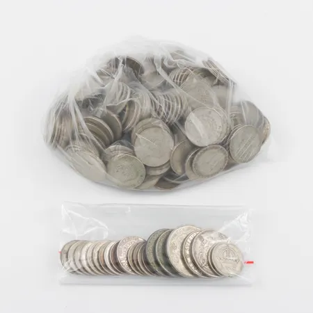 Cirkulationsmynt 190st 1kr 40% silver + 2st 1kr 80% silver + 1st 5kr 1955 + 4st 2kr 40% silver + 16st 50 öringar 40% silver Vikt: 0 g