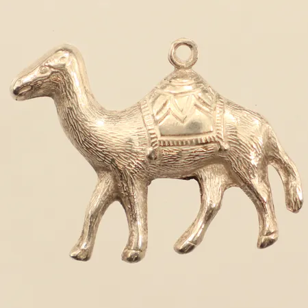 Hänge dromedar, ca 19mm, bredd ca 30mm, silver Vikt: 4 g