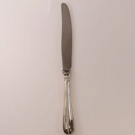 Kniv, 21cm, modell: Svensk Rund, blad i rostfritt stål, 830/1000 silver, 71,1g.