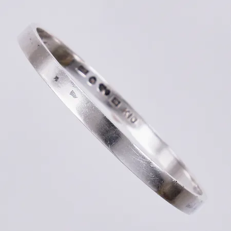 Armring, Cecilia Johansson för KI Johansson, Göteborg 1966, signerad KIJ, Ø ca 5,5cm, bredd: ca 5mm, 830/1000 silver  Vikt: 17,2 g