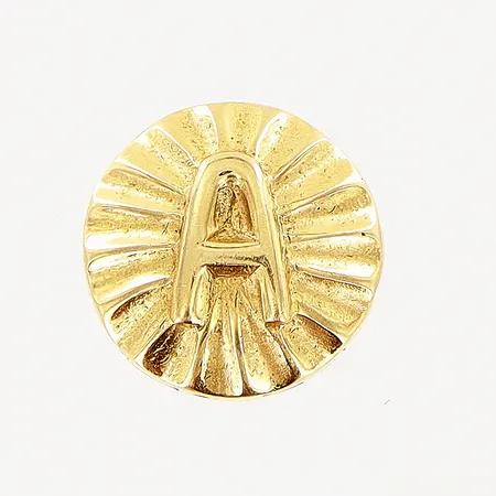 Hänge, bokstaven A, Ø14mm, 18K.  Vikt: 2,5 g
