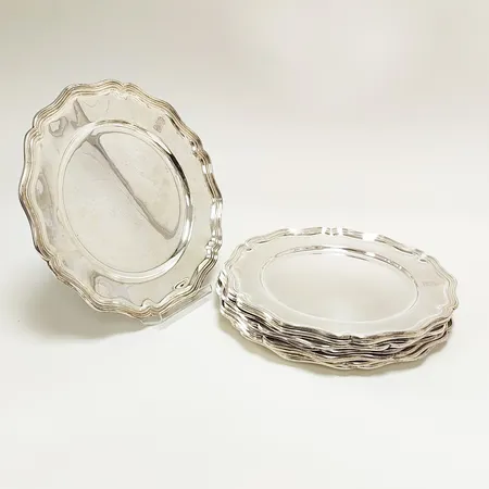 10 Silverfat, Ø 260mm, gravyr av kungligt monogram för Gustaf V, K.Andersson, Stockholm 1936-1946, personlig gravyr 830/1000 silver Vikt: 3542,3 g