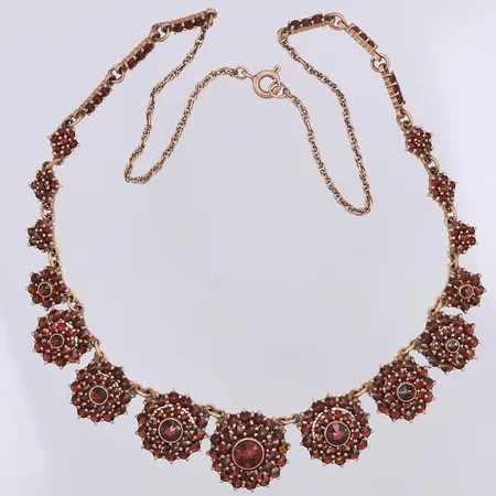Collier, granater, 42,5cm gulddoublé, 830/1000 silver Vikt: 22,4 g