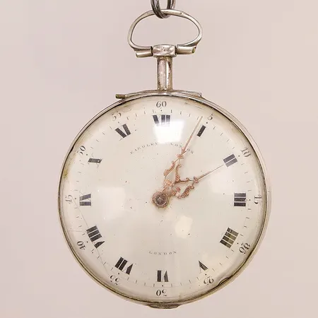 Spindelur, Eardley Norton London, 51mm, graverad bakboett, ej funktionstestad, sliten nyckel, 925/1000 Silver bruttovikt 131,1g.