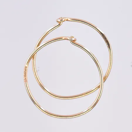 Ett par örhängen, läkringar, Ø13 mm, 18K. Vikt: 0,5 g