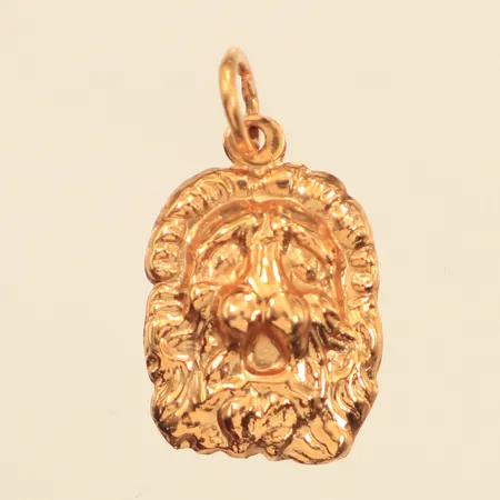 Hänge lejon, längd 20mm inklusive ögla, bredd 11mm, 18K  Vikt: 1,4 g