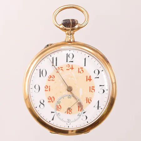 Fickur 18K, 50mm, boettnr: 370801, graverad innerboett i oädel metall, verknr: 353883, rött 24-timmarsindex, skadad krona, monogramgravyr på bakboett, 91,2g.