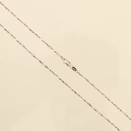 Kedja, längd 40,5cm, bredd 1,4mm, vitguld, 18K  Vikt: 3,7 g